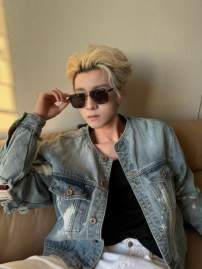 Picture of Chrome Hearts Sunglasses _SKUfw76720191fw